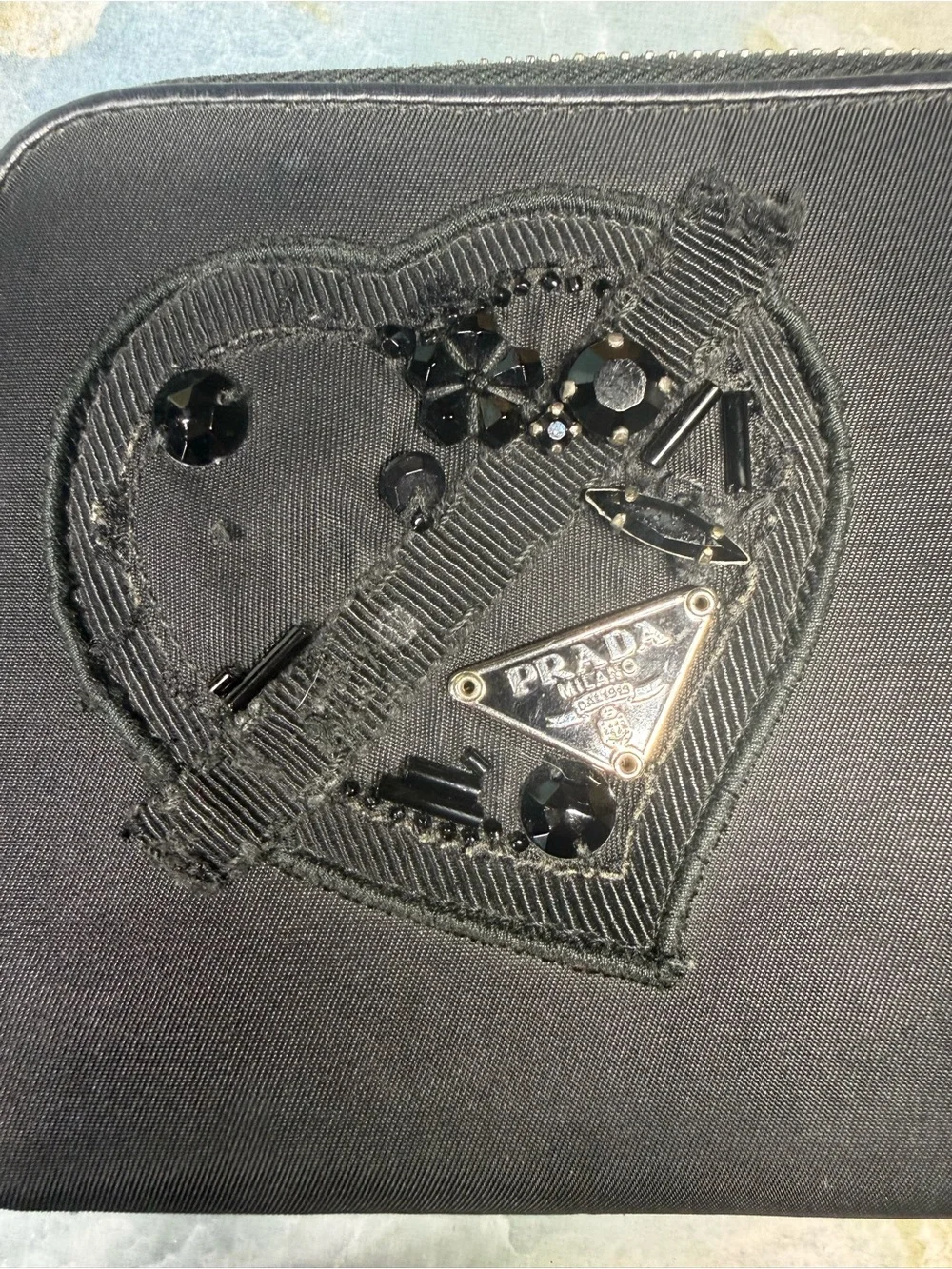 Prada Black Heart-Applique Zip Wallet